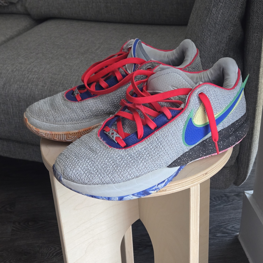 Nike LeBron Basketball Shoes US 11.5